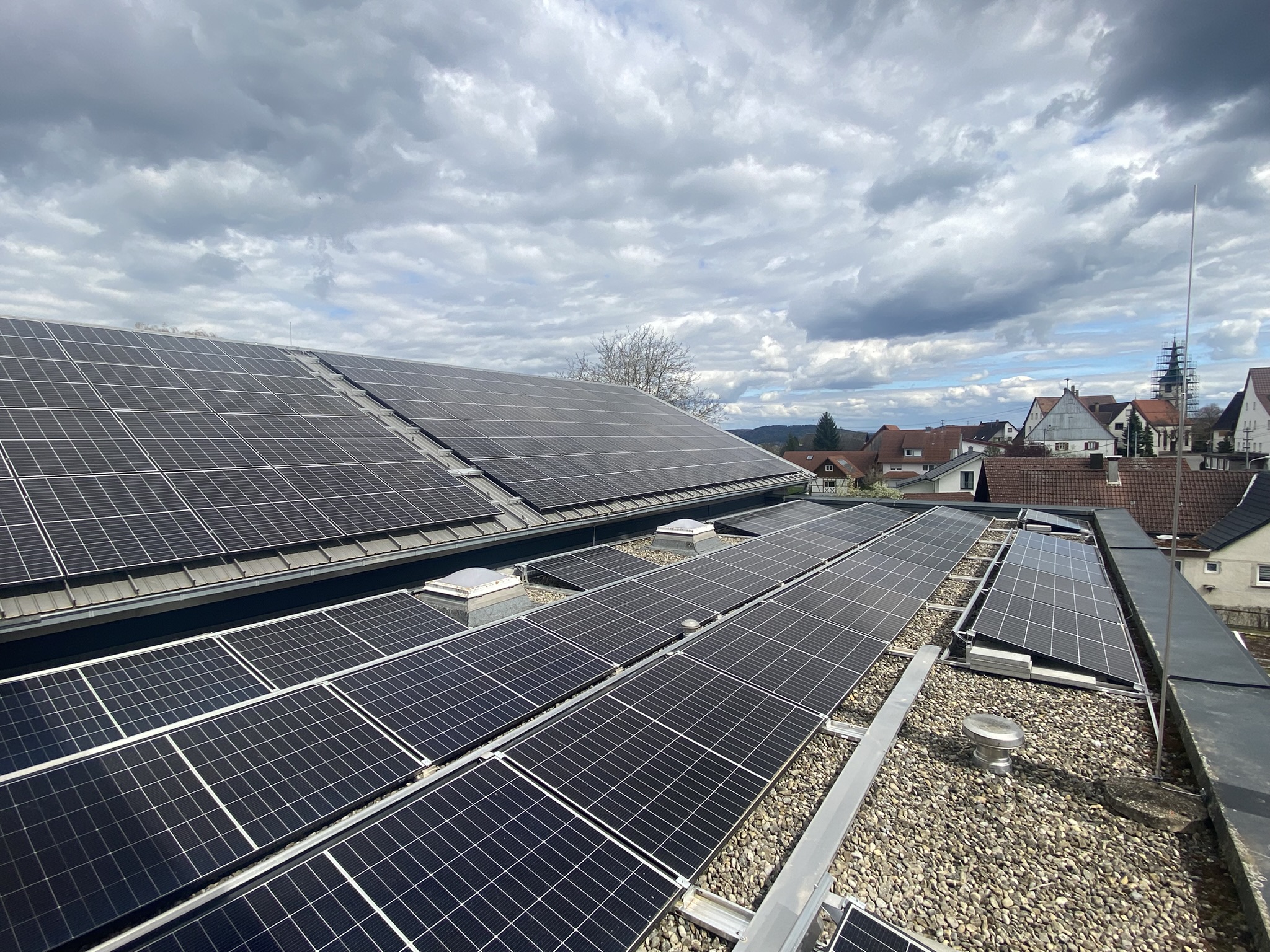 Projekt 4: PV-Anlage auf den Dächern des Bürgerzentrums in Sigmarswangen